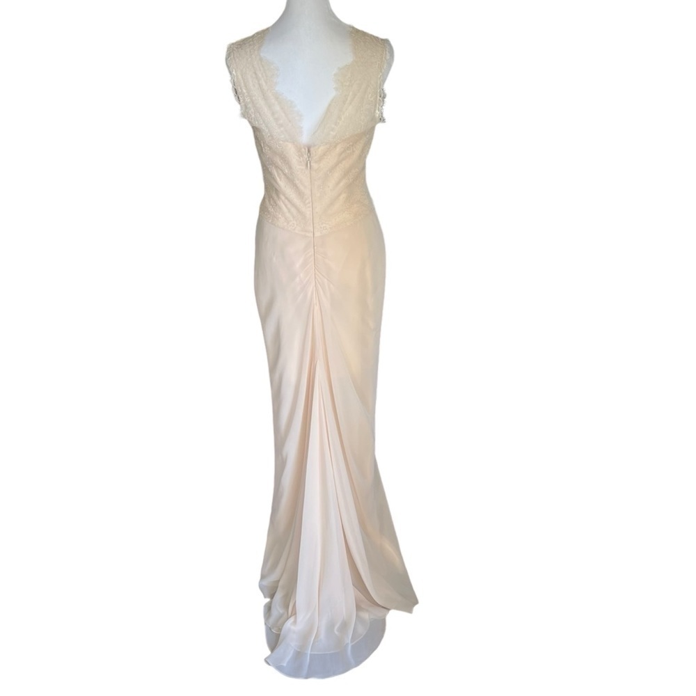 BCBGMAXAZRIA - Brandy Vanilla Draped
Lace Bodice Gown Sz 4 - Picture 7 of 15